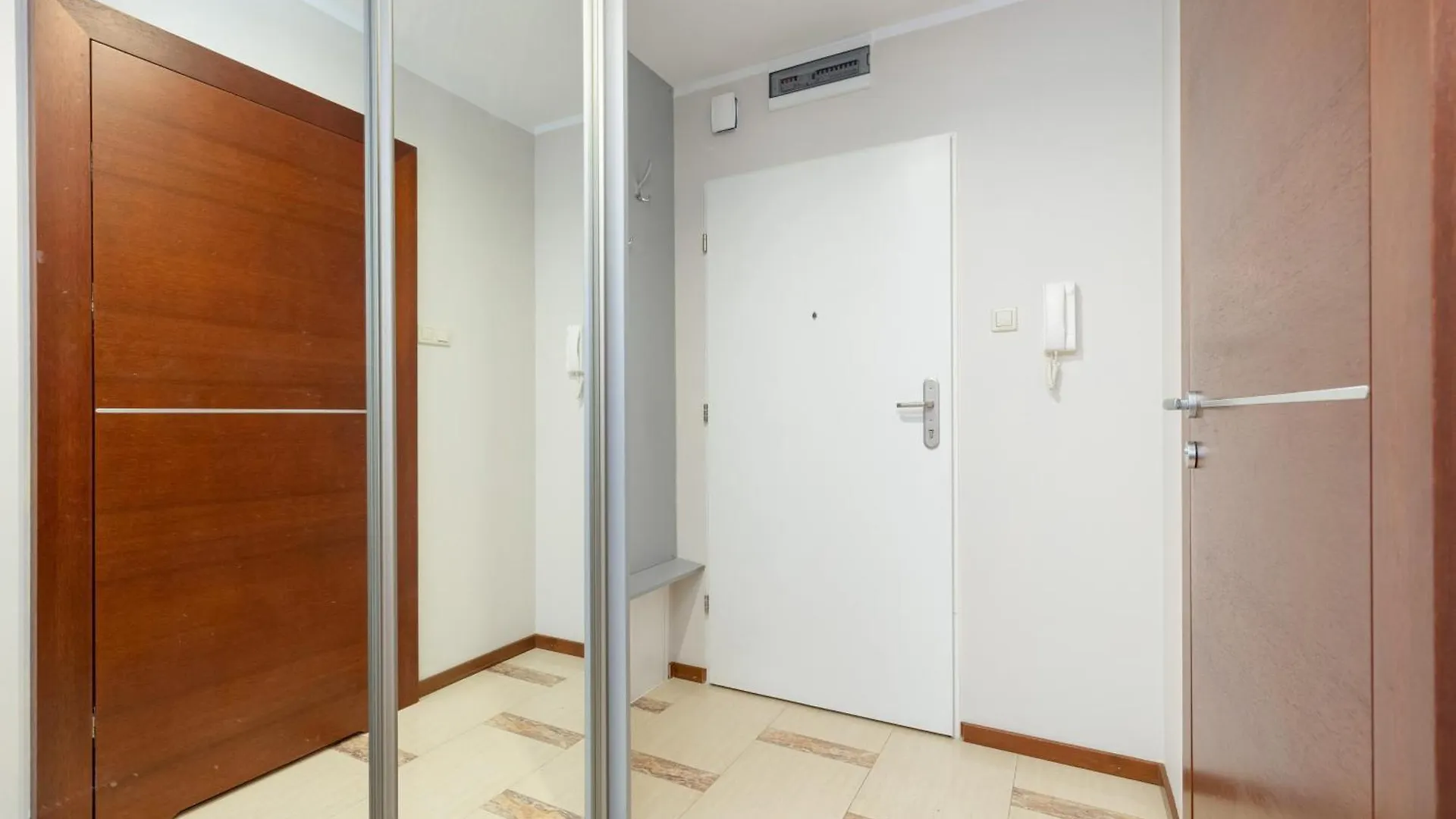 Spacious Apartament Wylotowa - By Jantar Apartamenty Kolobrzeg Apartment